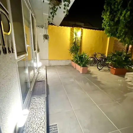 Navigli-duomo New Design Boutique House + Patio Daire *